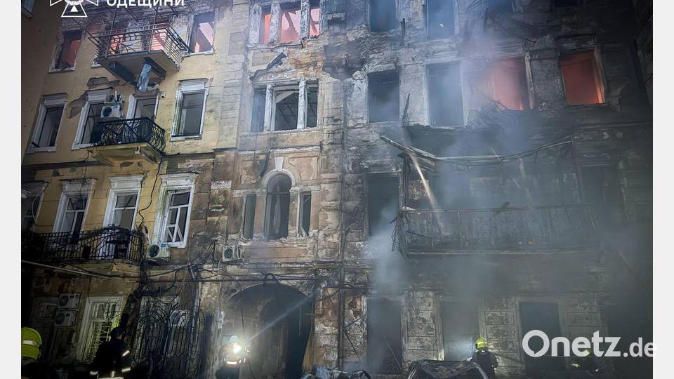 Russland überzieht die Ukraine seit mehr als vier Jahren mit zerstörerischen Luftangriffen. (Archivbild) Bild: Ukrainian Emergency Service/AP/dpa