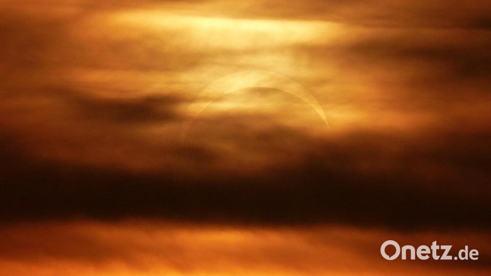 Blick auf die partielle Sonnenfinsternis von Weiden-Ost aus. Bild: Thomas Schaller