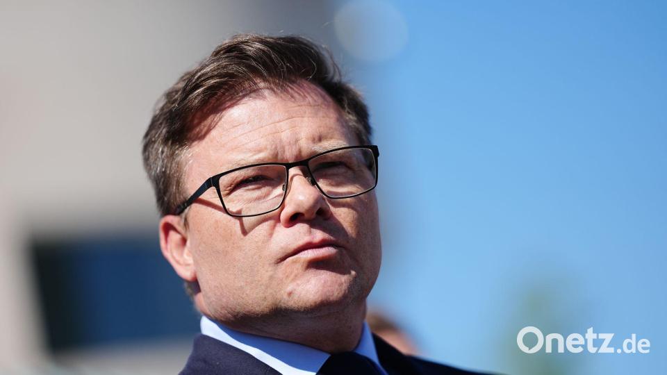 Der Bundesumweltminister will dem Bund mehr Handlungsspielraum beim Umgang mit steigenden Temperaturen geben. Bild: Kay Nietfeld/dpa