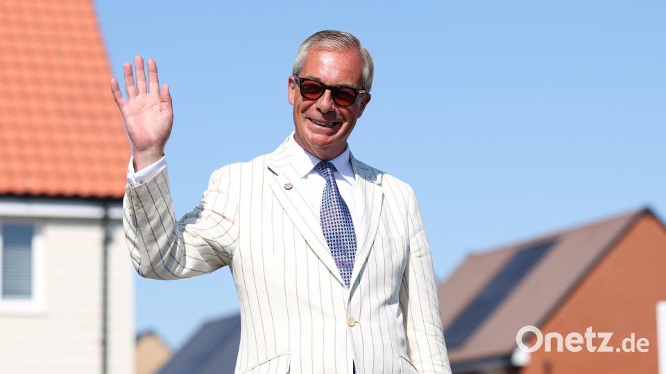 Schon bei der Stimmabgabe war er gut gelaunt: Rechtspopulist Nigel Farage. Bild: Richard Pelham/AP/dpa