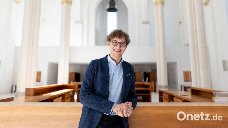 Offiziell hat Aurel Dawidiuk sein Amt zwar seit einigen Tagen inne, aber sein Antrittskonzert ist erst im September. Bild: Fabian Strauch/dpa