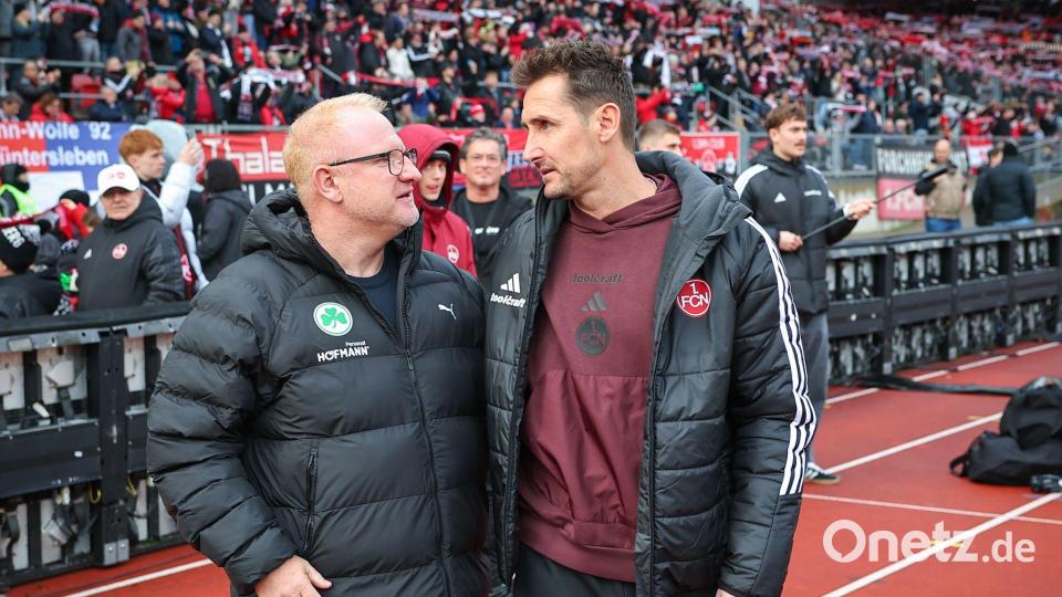 Erfahrene Derby-Trainer: Miroslav Klose (r) und Heiko Vogel. (Archivbild) Bild: Daniel Karmann/dpa