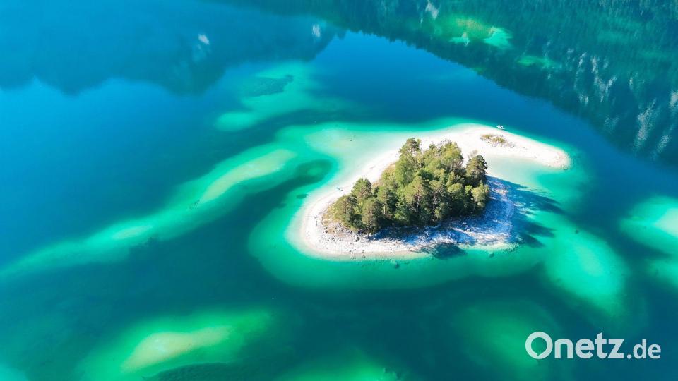Der Eibsee am Morgen Bild: Marius Bulling/onw-images/dpa