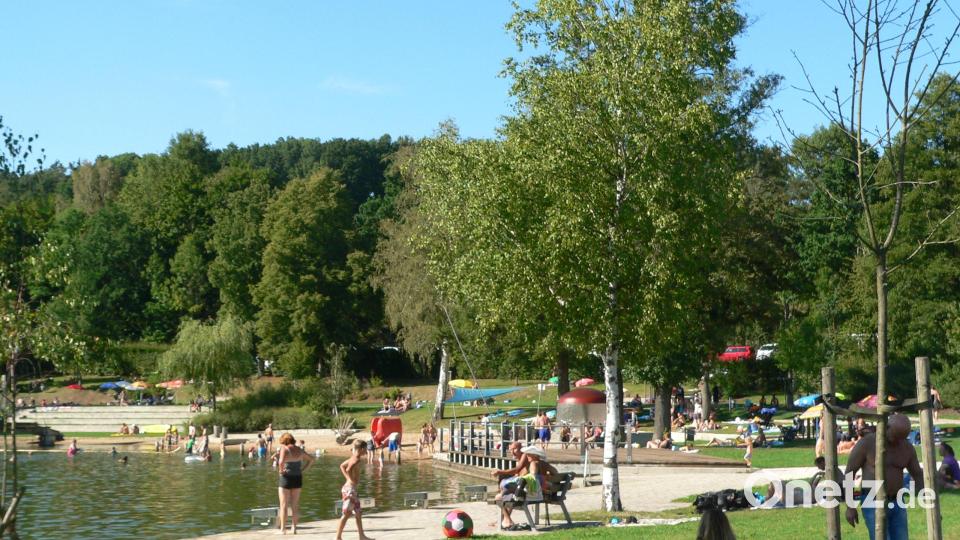 Der Badesaison im Naturbad am Rußweiher in Eschenbach (hier ein Foto aus dem Sommer 2022) steht nichts im Weg. Die Wasserqualität ist einwandfrei. Archivbild: Walther Hermann