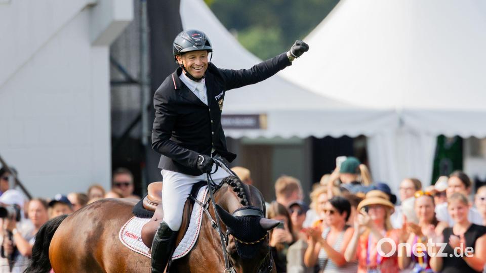 Unschlagbar mit Chipmunk: Michael Jung. Bild: Rolf Vennenbernd/dpa