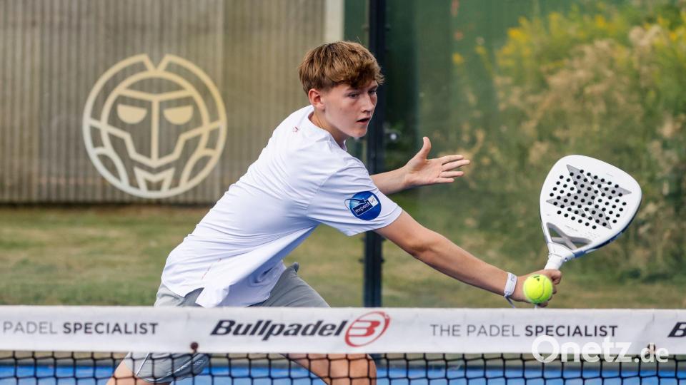 Mallorca statt Barrien in der Nähe von Bremen: Jonas Trümpler zieht um, um als Padel-Spieler besser zu werden. Bild: Focke Strangmann/dpa
