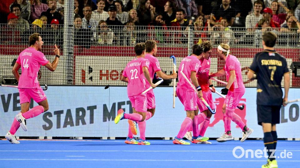 Titelverteidiger Deutschland steht nach dem Sieg gegen Belgien vorzeitig in der Zwischenrunde. Bild: Dirk Waem//dpa