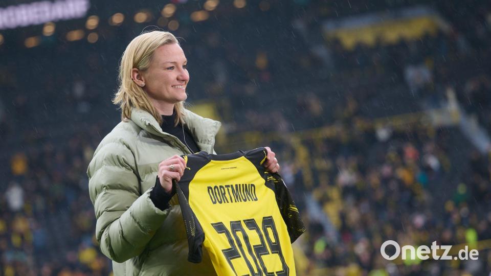 Alexandra Popp unterschrieb nach ihrer Zeit beim VfL Wolfsburg beim BVB. (Archivbild) Bild: Bernd Thissen/dpa
