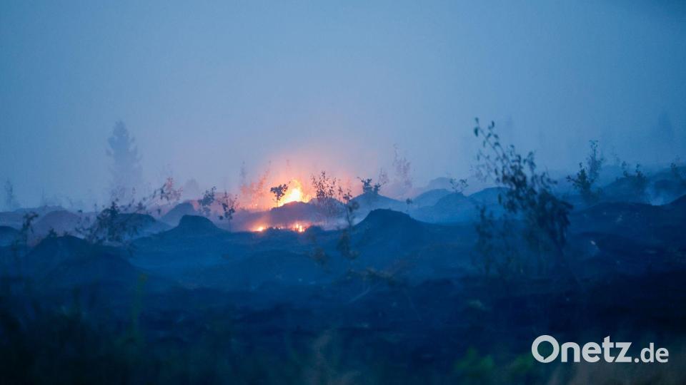 Weite Teile des Hohen Venn an der Grenze zu Deutschland sind von den Flammen betroffen. Ein Brand im Hochmoor birgt besondere Gefahren. Bild: Thomas Banneyer/dpa
