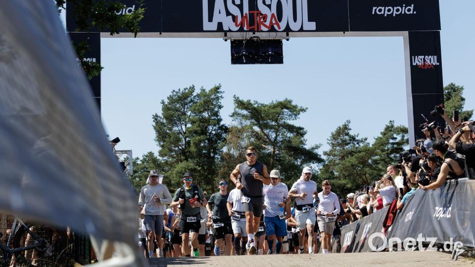 Laufen bis niemand mehr steht: Der Last Soul Ultra-Lauf funktioniert nach dem Backyard-Prinzip. Bild: David Ebener/dpa