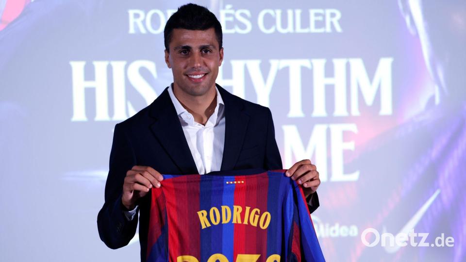 Weltmeister Rodri wechselt zu FC Barcelona Bild: Joan Monfort/AP/dpa