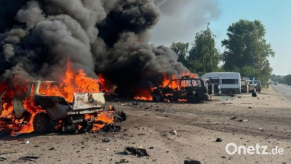 Bei russischen Angriffen auf die grenznahe Region Charkiw gibt es immer wieder viele zivile Opfer. Bild: Uncredited/Ukrainian Emergency Service via AP/dpa