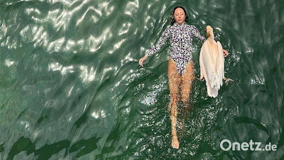 Yoga-Lehrerin Alik Ohanian ist eng mit dem Pelkian verbunden. Sie gehen regelmäßig zusammen schwimmen. Bild: Tony Issa/dpa