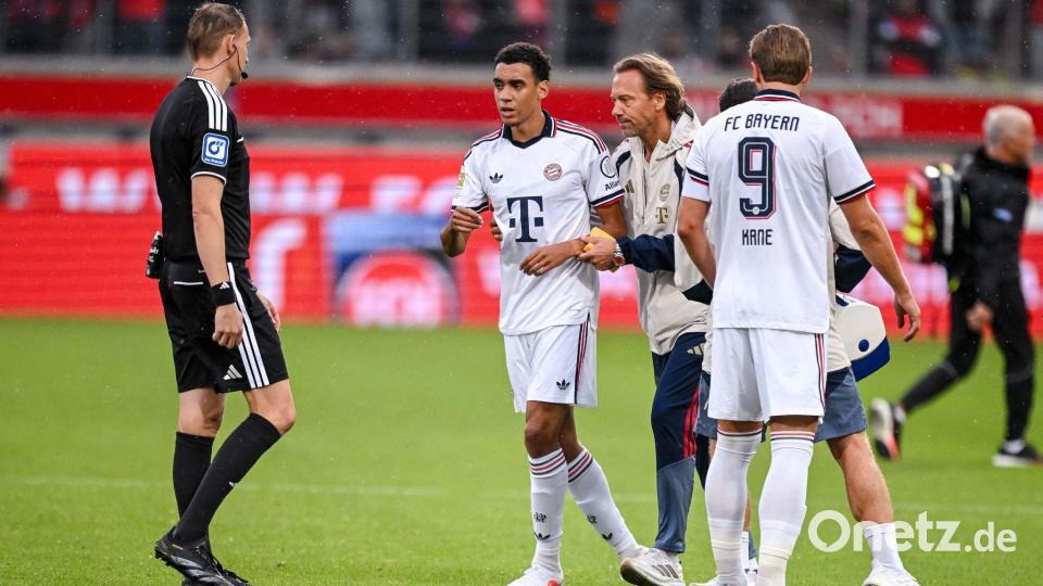 Musste nach wenigen Minuten wieder vom Feld: Jamal Musiala (M.). Bild: Harry Langer/DeFodi/dpa/dpa