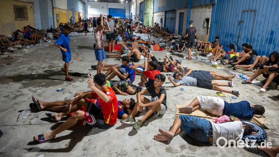 Unter den Ankömmlingen sind sehr viele Minderjährige. (Archivbild) Bild: Marcos Moreno/EUROPA PRESS/dpa