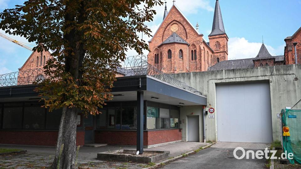 Gegen sechs Beschäftigte der Bremer Justizvollzugsanstalt ermittelt die Staatsanwaltschaft. Bild: Sina Schuldt/dpa