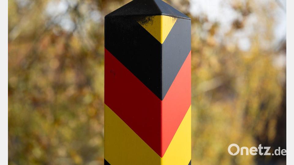 In Polen blickt man mit Besorgnis auf einen denkbaren Wahlsieg der AfD in Sachsen-Anhalt. (Archivbild) Bild: Sebastian Kahnert/dpa