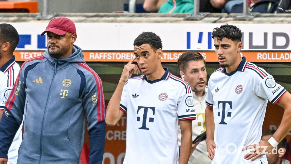 Vincent Kompany wird Jamal Musiala - wie hier in Heidenheim - im Supercup nicht einwechseln und einsetzen. Bild: Harry Langer/DeFodi/dpa/dpa