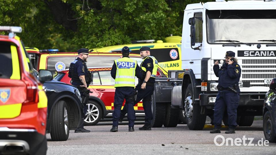 Ein Angreifer verletzte an der Schule mehrere Menschen, eine Person starb. Bild: Fredrik Sandberg/TT News Agency/AP/dpa