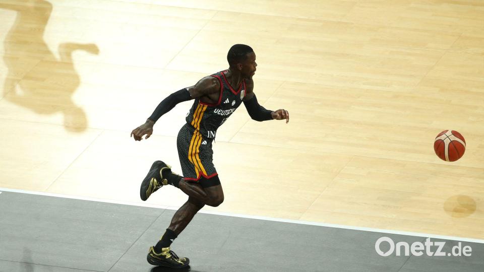 Dennis Schröder tat sich gegen Kroatien lange schwer. Bild: Matthias Stickel/dpa