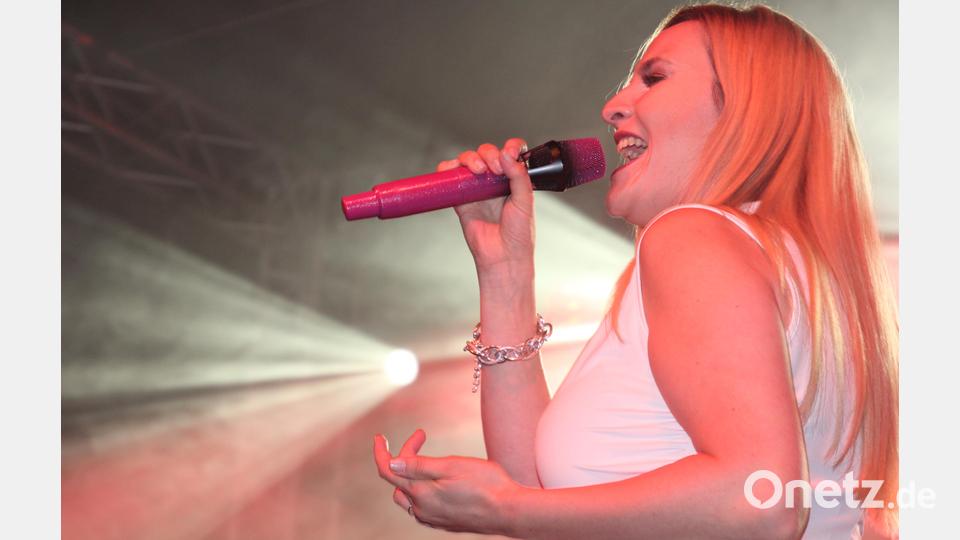 Ein tolles Charisma und eine super Stimme: Julia Schönberger. Bild: Konrad Rosner