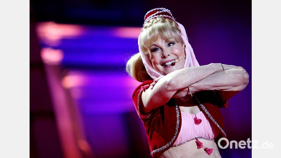 Als „Bezaubernde Jeannie“ hat Barbara Eden weltweit Fans. (Archivbild) Bild: Herbert Neubauer/APA/dpa