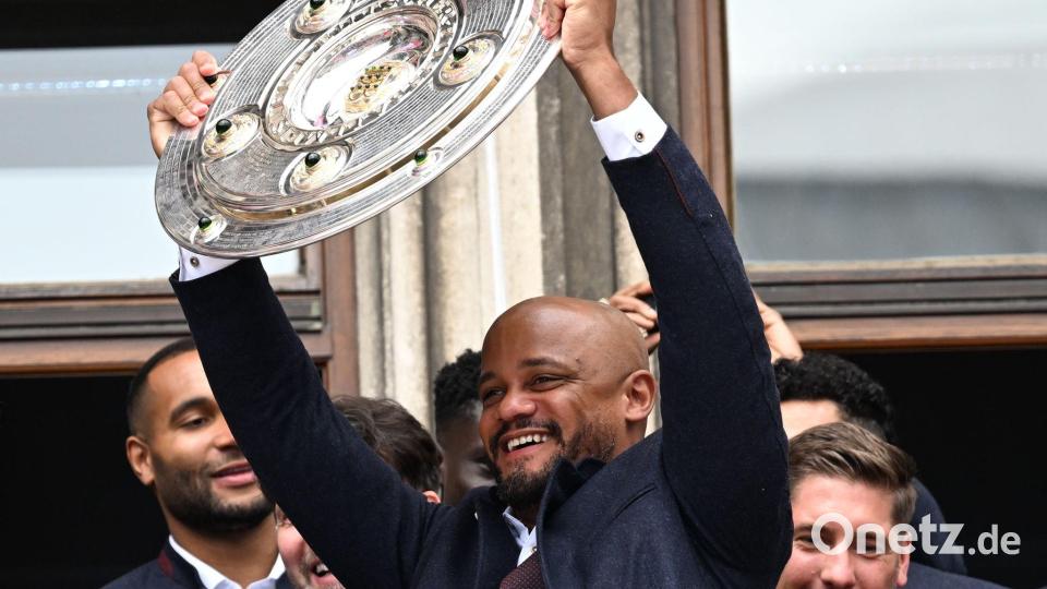 Will wieder Meistermacher sein: Bayern-Coach Vincent Kompany. (Archivbild) Bild: Sven Hoppe/dpa