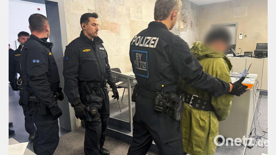 Nach Ansicht des Landgerichts Ansbach hatte der Türke aus Geldsorgen den Auftragsmord angenommen. Dafür sollten er und ein Mittäter 50.000 Euro erhalten. (Archivbild) Bild: Irena Güttel/dpa