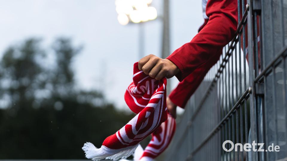 Die SpVgg SV Weiden muss sich dem Drittligisten SSV Jahn Regensburg mit 1:5 geschlagen geben. Bild: Hannah Dirscherl