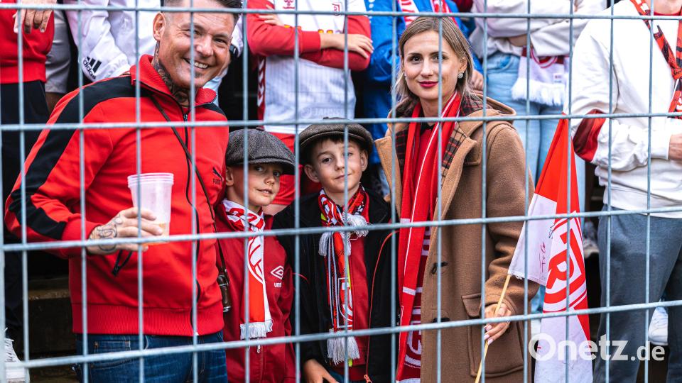 Die SpVgg SV Weiden muss sich dem Drittligisten SSV Jahn Regensburg mit 1:5 geschlagen geben. Bild: Hannah Dirscherl