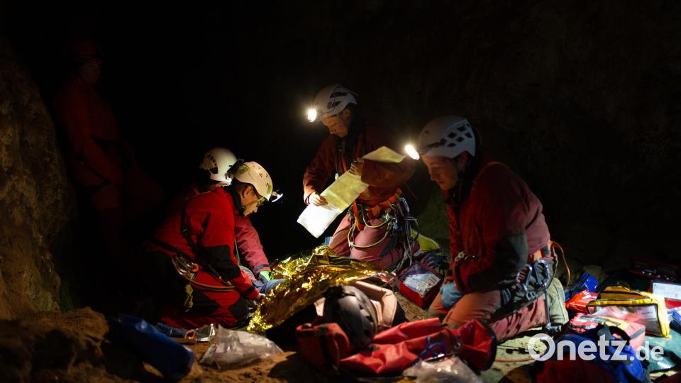 Rund 50 begehbare Höhlen befinden sich im Gebiet der Amberger Bergwacht. Bild: Bergwacht Amberg