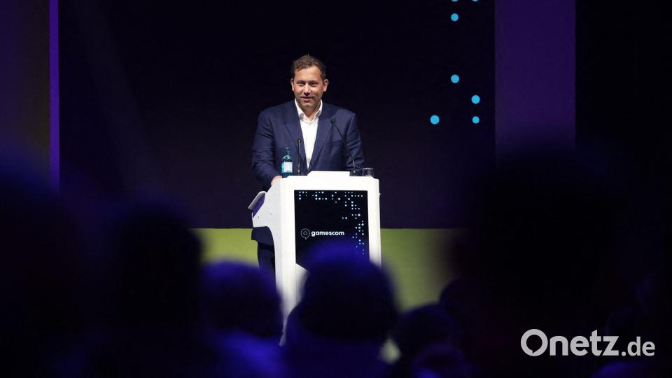 Ich würde ja gern, aber wir leben nun mal in Zeiten knapper Staatskassen - so in etwa war die Botschaft von Finanzminister Lars Klingbeil zum Thema Steuererleichterungen für die Gamesbranche. Bild: Christoph Reichwein/dpa
