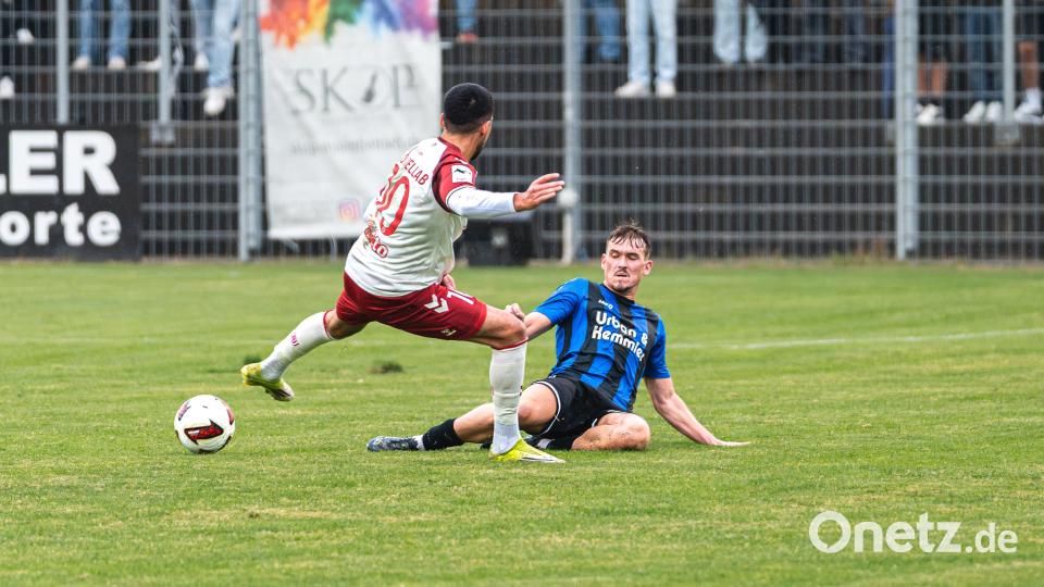Die SpVgg SV Weiden muss sich dem Drittligisten SSV Jahn Regensburg mit 1:5 geschlagen geben. Bild: Hannah Dirscherl