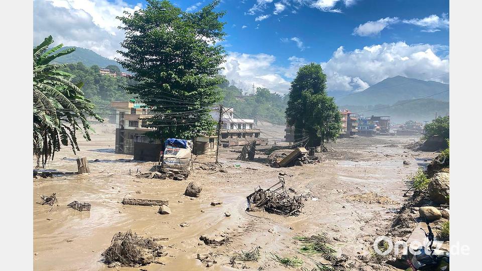 Ein von der Sturzflut betroffenes Gebiet im nepalesischen Distrikt Nuwakot. Bild: -/RSS via Xinhua/dpa