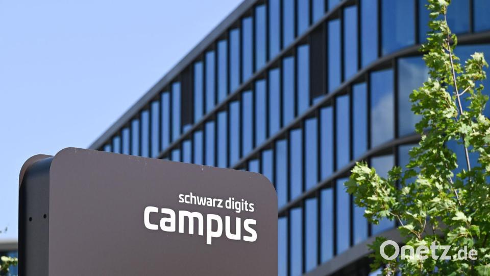 Den neuen Campus in Bad Friedrichshall hat Schwarz Digits erst vor wenigen Wochen bezogen. (Archivbild) Bild: Bernd Weißbrod/dpa