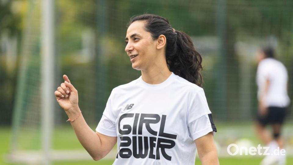 Afghanistans Fußball-Pionierin und Menschenrechtsaktivistin: Khalida Popal. Bild: Irving Villegas/dpa