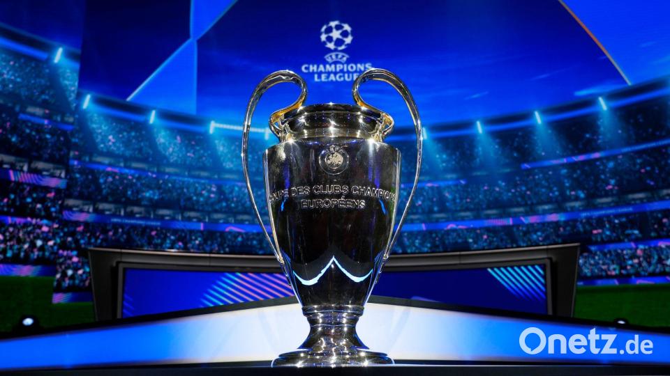 Der Henkelpott für den Sieger der Champions League - die wichtigste Trophähe im europäischen Club-Fußball. (Archivbild) Bild: Gregorio Borgia/AP/dpa