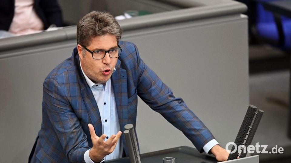 Grünen-Politiker Kellner: Die Regierung muss handeln. Bild: Markus Lenhardt/dpa