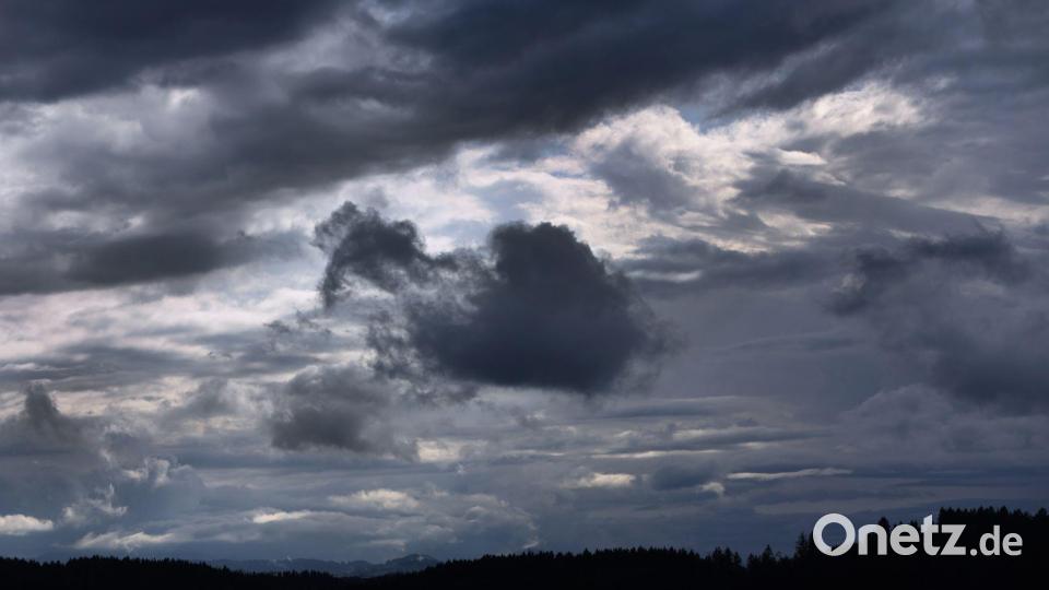 Gewitterwolken zogen durchs Allgäu. Bild: Karl-Josef Hildenbrand/dpa