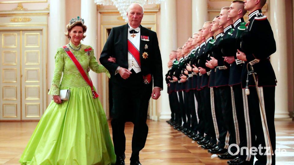 Eine ganz große Liebe: Königin Sonja und König Harald V. (Archivbild) Bild: Haakon Mosvold Larsen/NTB scanpix via AP/dpa