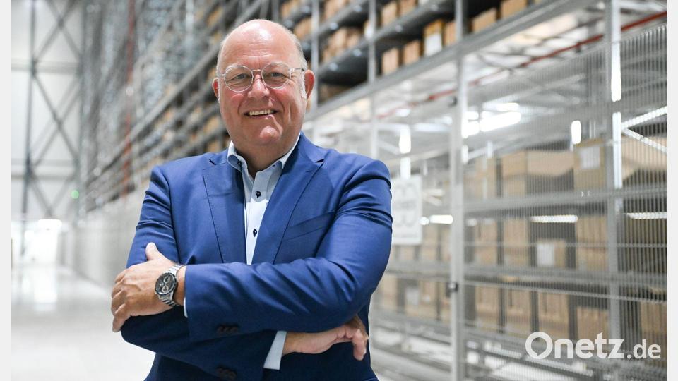 Intersport-Chef Alexander von Preen: „Wir werden unser Ziel von 100 neuen Standorten bis 2030 früher erreichen“. (Archivbild) Bild: Bernd Weißbrod/dpa