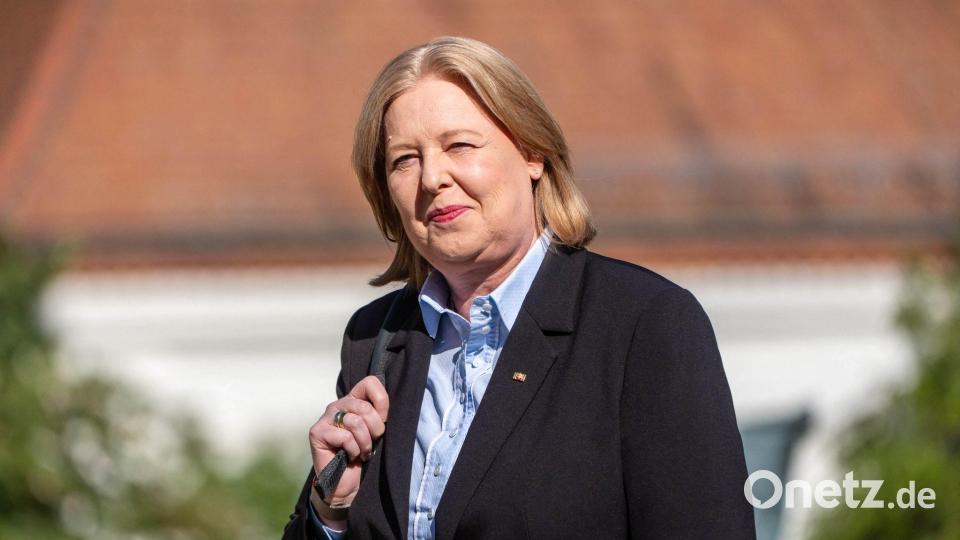 Bundesarbeitsministerin Bas macht keinen Hehl daraus, dass sie keine Anhängerin der geplanten Pflicht zur sofortigen Krankschreibung ist. (Archivbild) Bild: Michael Kappeler/dpa