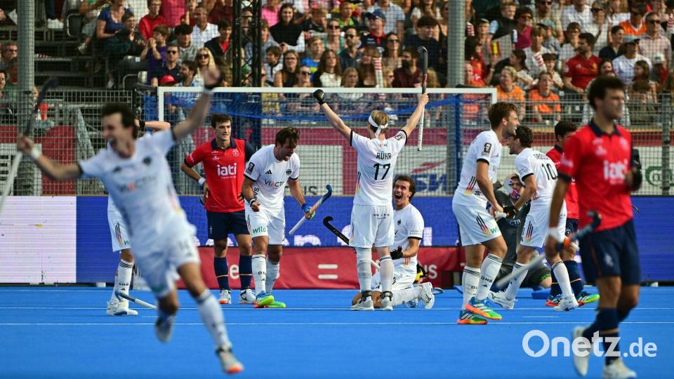 Abpfiff: Die deutschen Hockey-Herren feiern die WM-Titelverteidigung. Bild: Dirk Waem//dpa