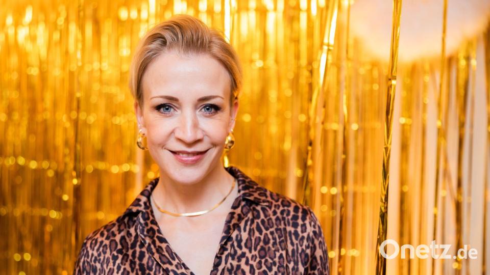 Auch ältere Frauen müssen im Fernsehen sichtbarer sein, findet Schauspielerin Annika Ernst. (Archivbild) Bild: Christoph Soeder/dpa
