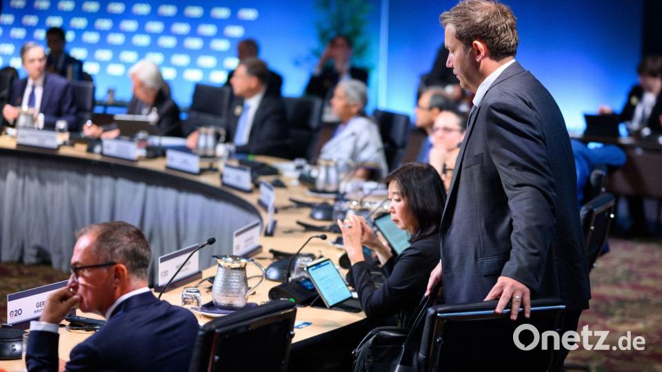 Die Finanzminister bereiten den Gipfel der Staats- und Regierungschefs im Dezember vor. Bild: Bernd von Jutrczenka/dpa