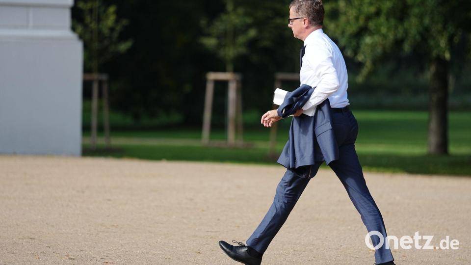 Bundesgesundheitsminister Linnemann will eine Pflegereform angehen. (Archivbild) Bild: Kay Nietfeld/dpa