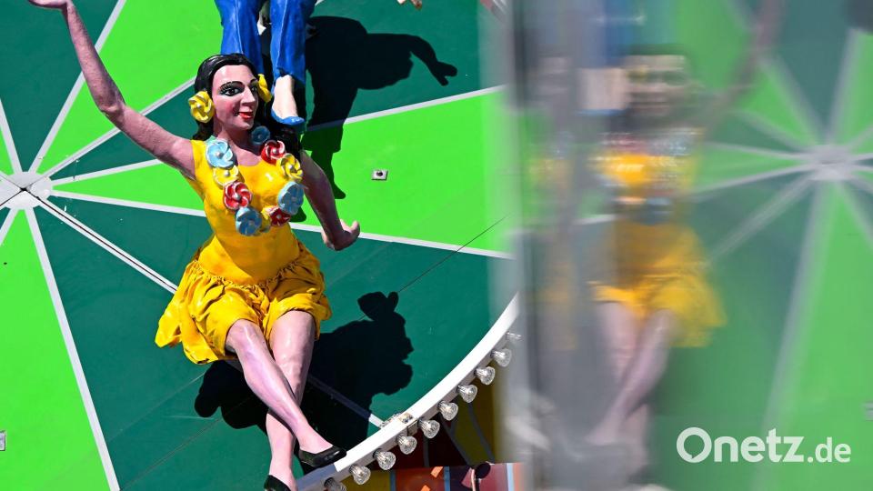 Früher hatte die Frauenfigur weniger an - jetzt trägt sie Kleid. Bild: Sven Hoppe/dpa