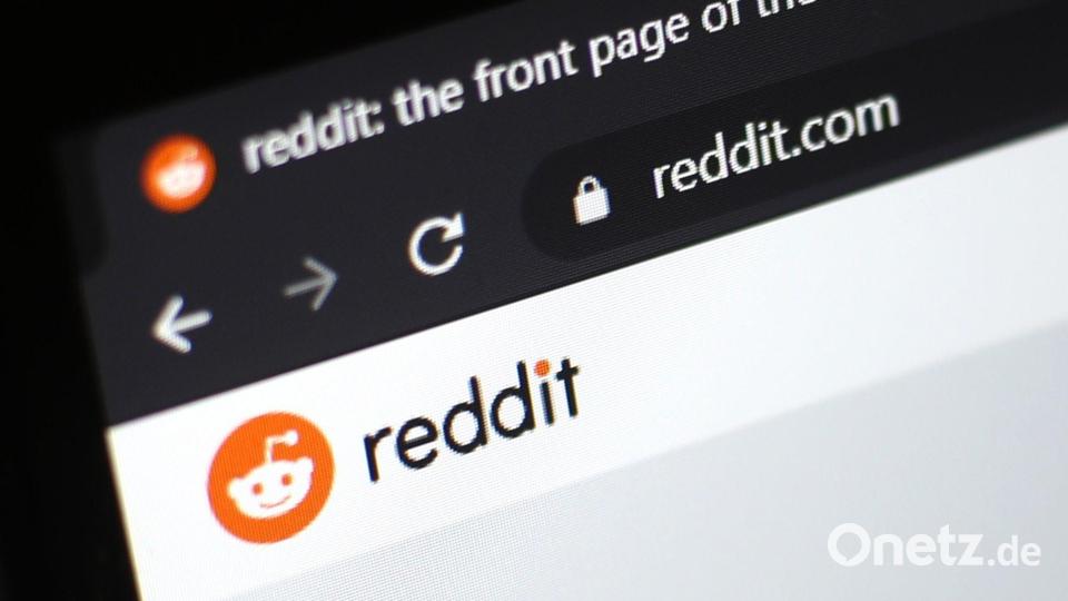 Das Internetforum Reddit muss sich bei der Bekämpfung rechtswidriger Inhalte bald an strengere EU-Gesetze halten. (Archivbild) Bild: Tim Goode/PA Wire/dpa