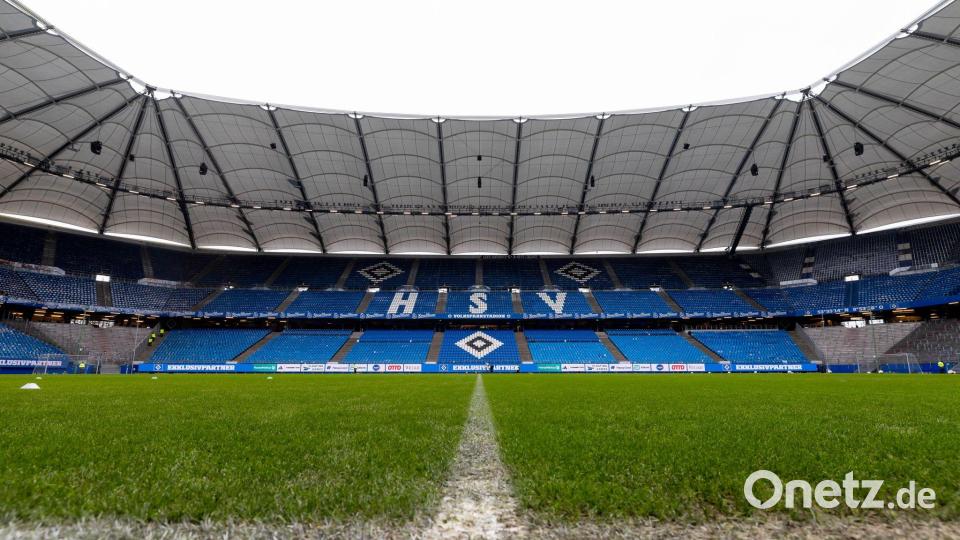 Die Partie des HEBC gegen Borussia Dortmund wird im Volksparkstadion ausgetragen. (Archivbild) Bild: Philipp Szyza/dpa