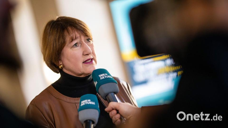 VDA-Präsidentin Müller: „Der Nachholbedarf ist immens“. (Archivbild) Bild: Christoph Schmidt/dpa